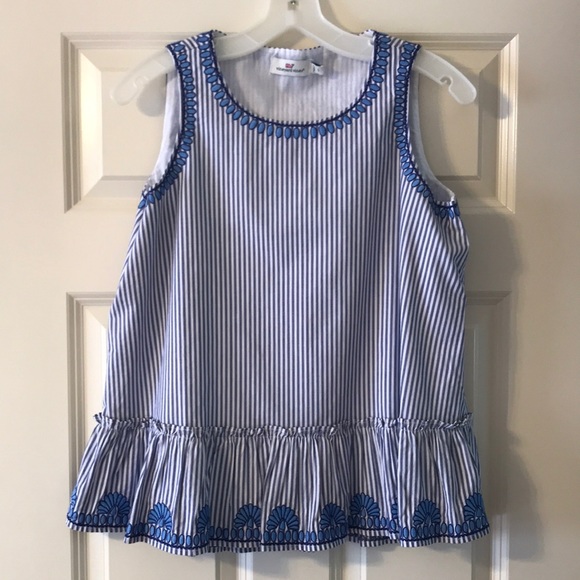 Vineyard Vines searsucker top - Picture 3 of 8